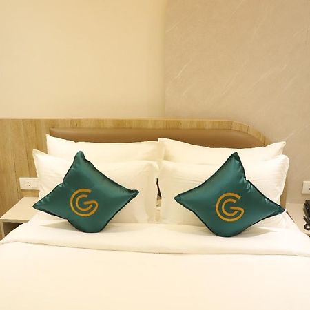 Hotel Cosmos Green อินดอร์ ภายนอก รูปภาพ